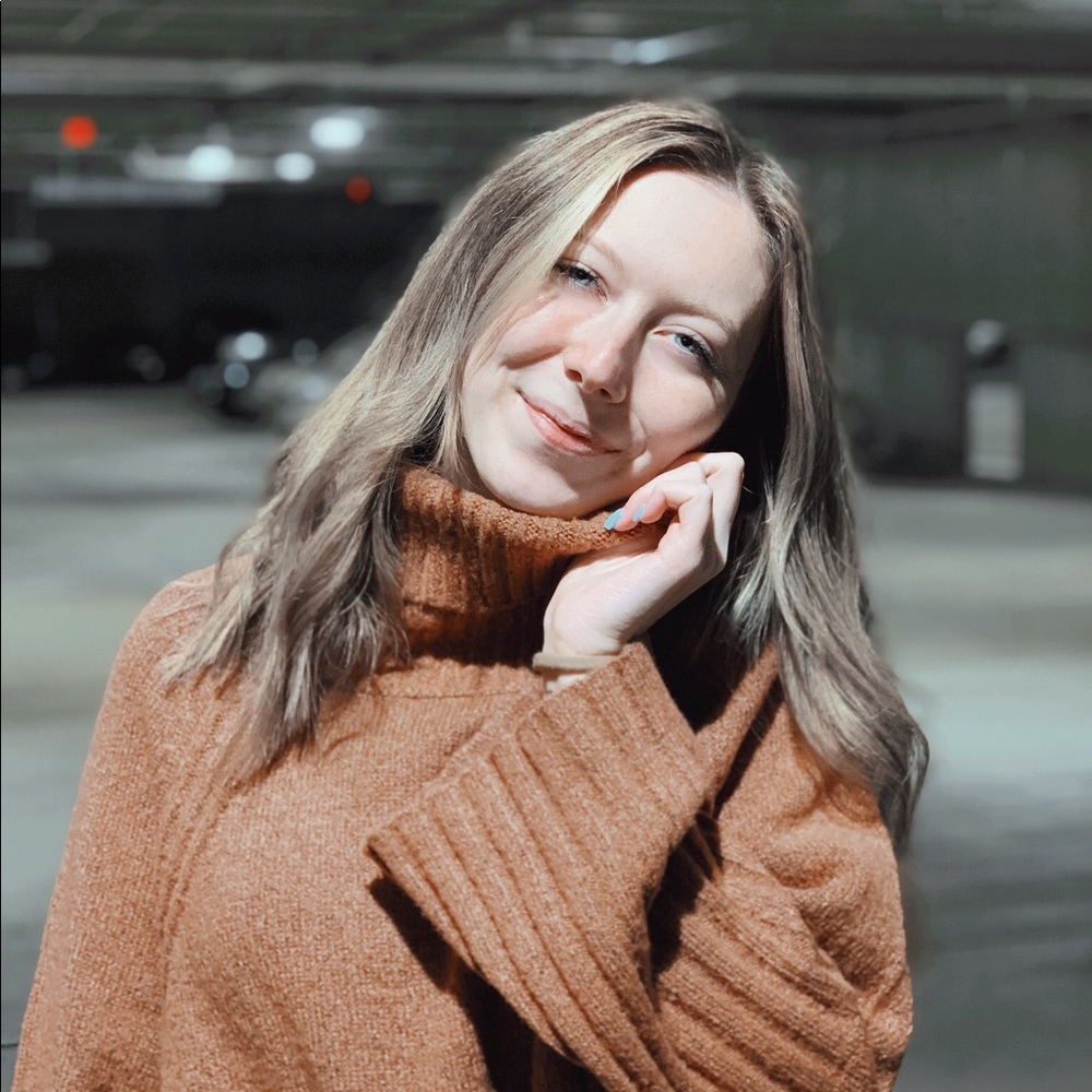 Meet Your Posher, Analiese!